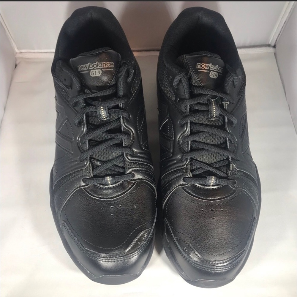 Men’s New Balance 519 Black leather sneakers sz13